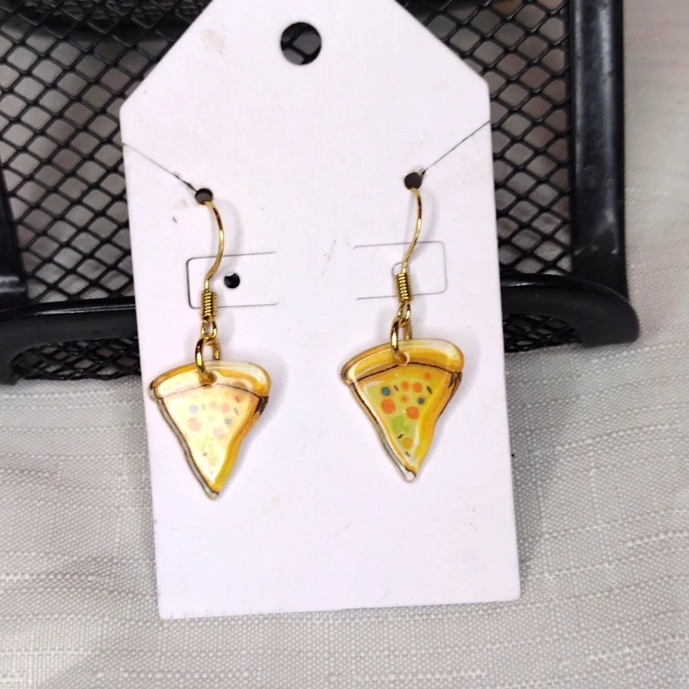 Pizza Earrings - Picture 2 of 2